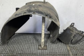 Pare boue avant droit DACIA SANDERO 1