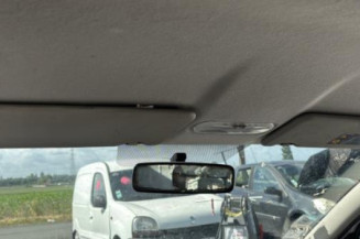 Pare boue avant droit DACIA SANDERO 1