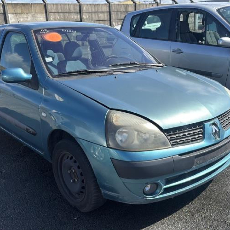Vitre avant gauche RENAULT CLIO 2 Photo n°7