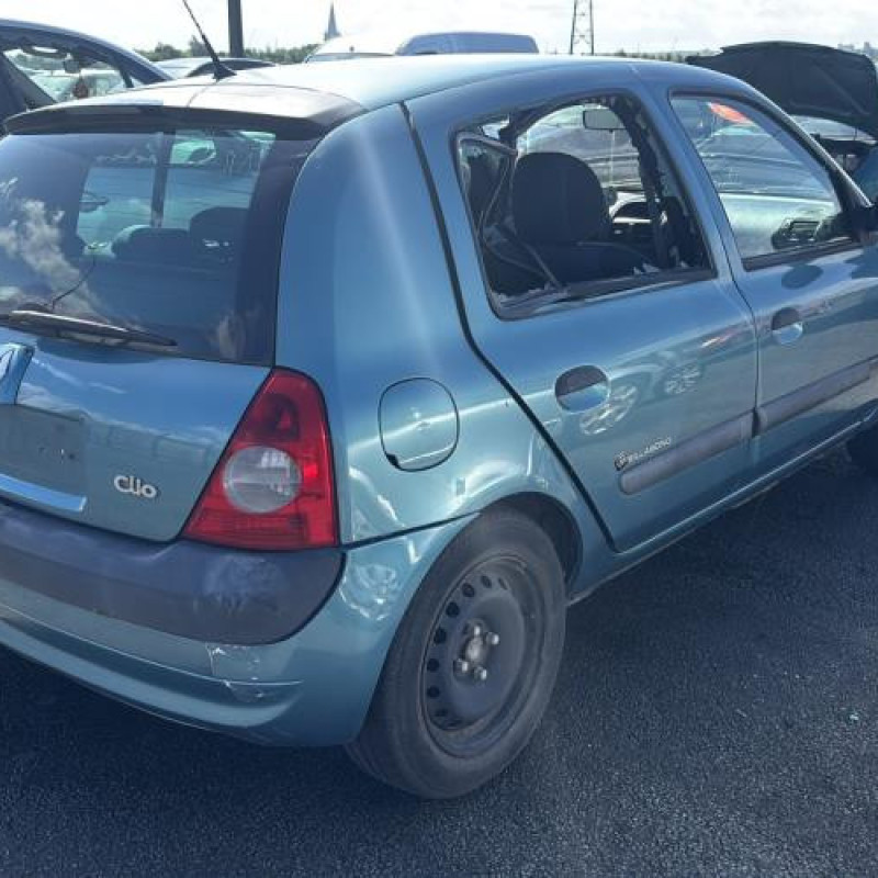 Vitre avant gauche RENAULT CLIO 2 Photo n°8