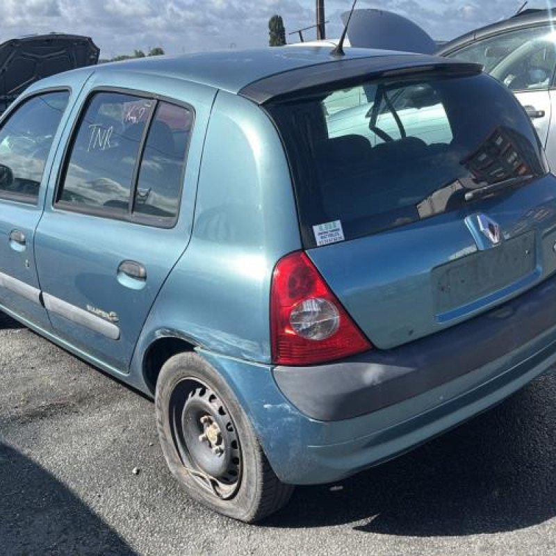 Vitre avant gauche RENAULT CLIO 2 Photo n°9
