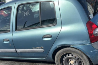 Vitre avant gauche RENAULT CLIO 2