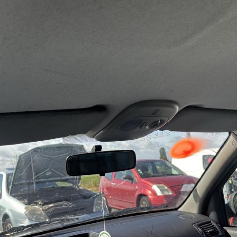 Vitre avant gauche RENAULT CLIO 2 Photo n°18