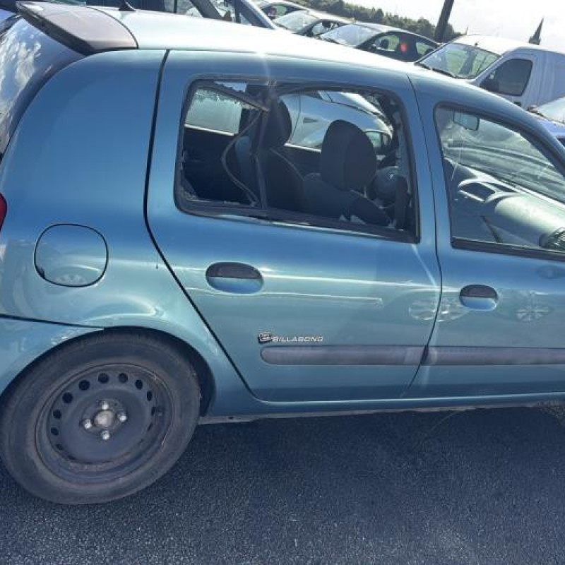 Moteur RENAULT CLIO 2 Photo n°10