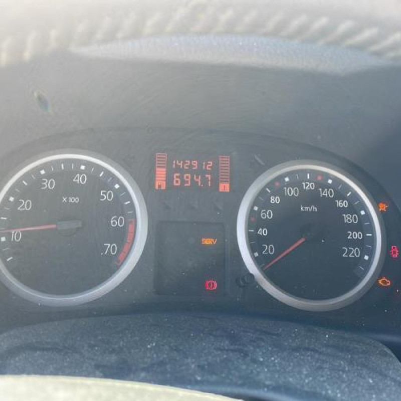Porte arriere gauche RENAULT CLIO 2 Photo n°15