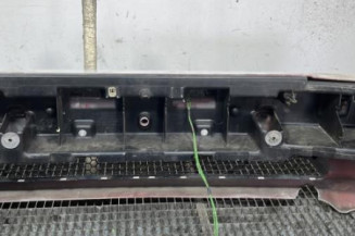 Pare choc arriere PEUGEOT 106