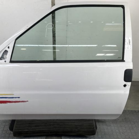 Porte avant gauche PEUGEOT 106 Photo n°1