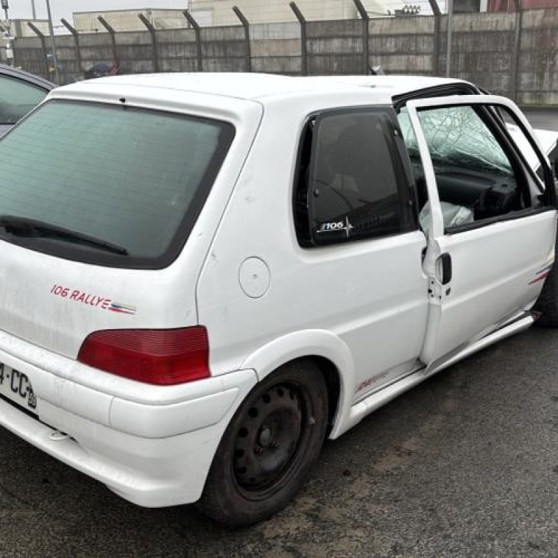 Porte avant gauche PEUGEOT 106 Photo n°17