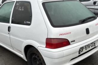 Porte avant gauche PEUGEOT 106