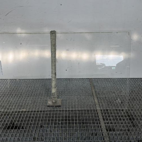 Vitre arriere gauche RENAULT TRAFIC 1 Photo n°1
