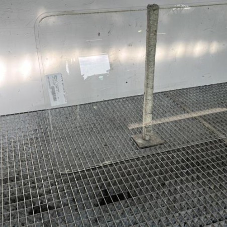 Vitre arriere gauche RENAULT TRAFIC 1