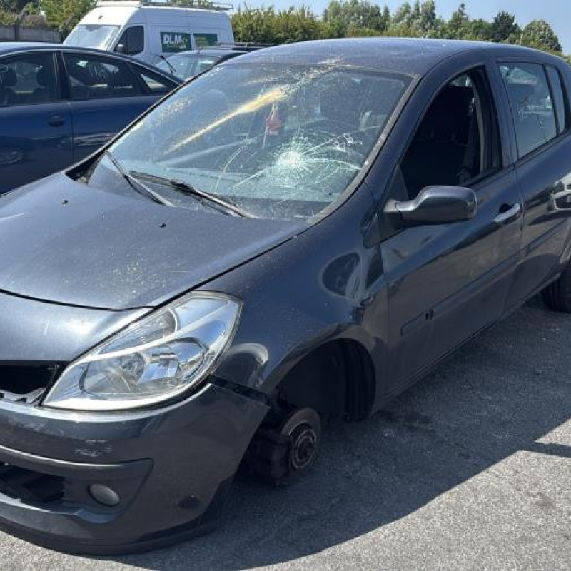 Renfort pare choc avant (traverse) RENAULT CLIO 3 Photo n°8