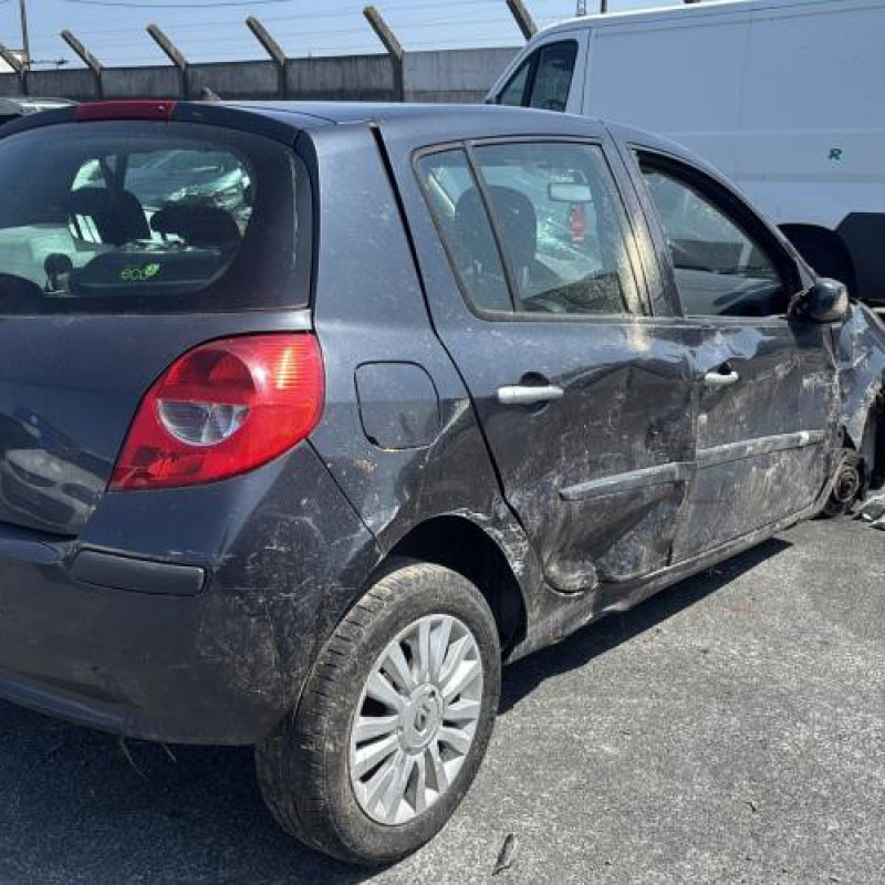 Renfort pare choc avant (traverse) RENAULT CLIO 3 Photo n°10