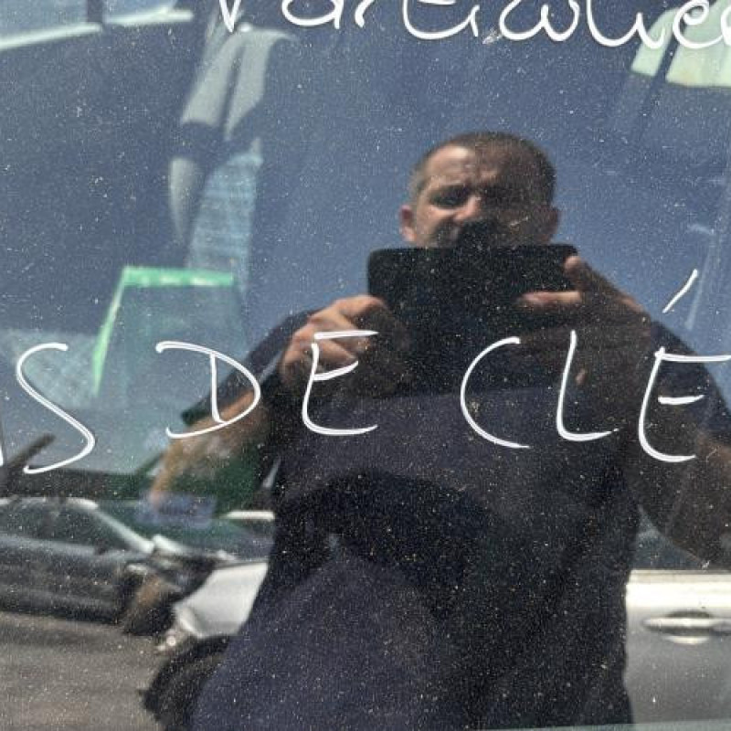 Renfort pare choc avant (traverse) RENAULT CLIO 3 Photo n°13