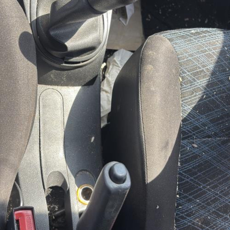 Renfort pare choc avant (traverse) RENAULT CLIO 3 Photo n°15