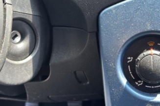 Renfort pare choc avant (traverse) RENAULT CLIO 3