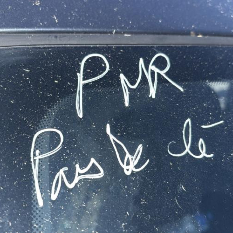 Renfort pare choc avant (traverse) RENAULT CLIO 3 Photo n°18