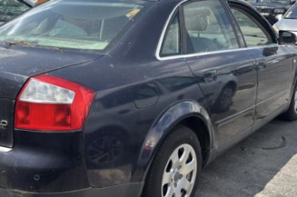 Vitre avant gauche AUDI A4 2