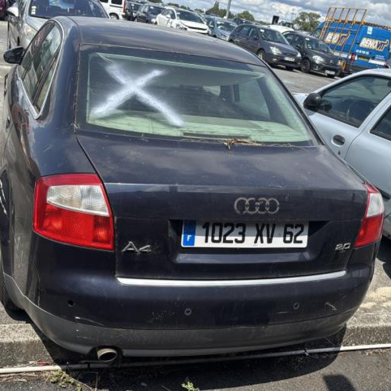 Vitre avant gauche AUDI A4 2 Photo n°9