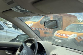 Vitre avant gauche AUDI A4 2