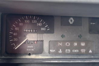 Vitre avant droit RENAULT MASTER 1