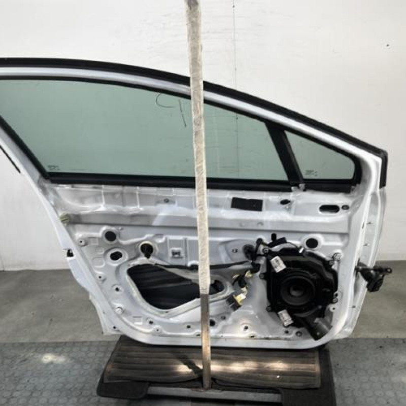 Porte avant gauche RENAULT CLIO 4 Photo n°5