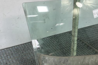 Vitre arriere droit RENAULT CLIO 4