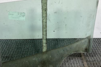 Vitre arriere droit RENAULT CLIO 4