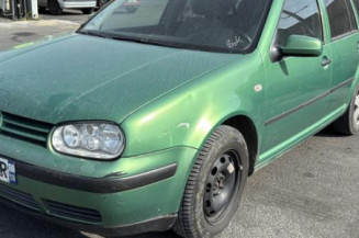 Pare choc avant VOLKSWAGEN GOLF 4 Photo n°1