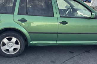 Pare choc avant VOLKSWAGEN GOLF 4