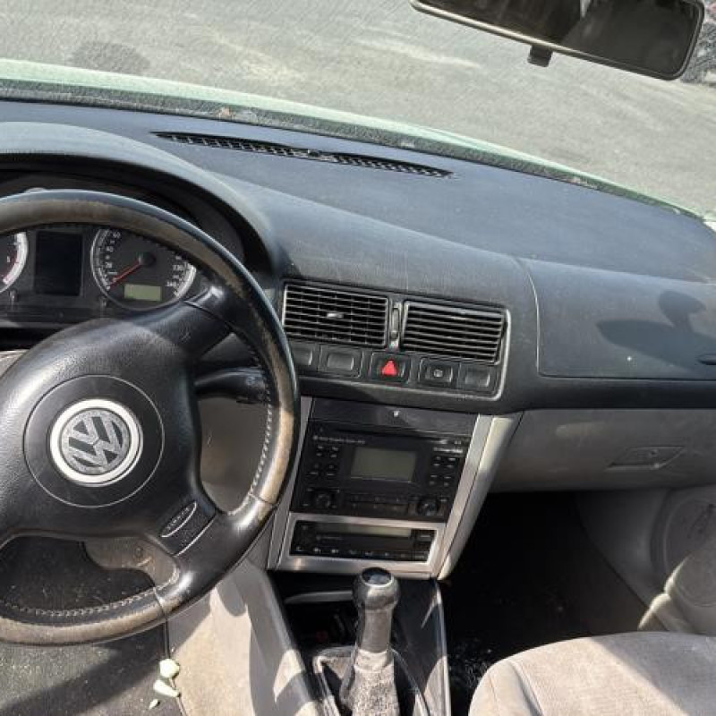 Pare choc avant VOLKSWAGEN GOLF 4 Photo n°13