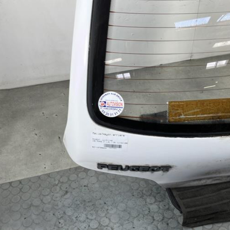 Malle/Hayon arriere PEUGEOT 106 Photo n°5