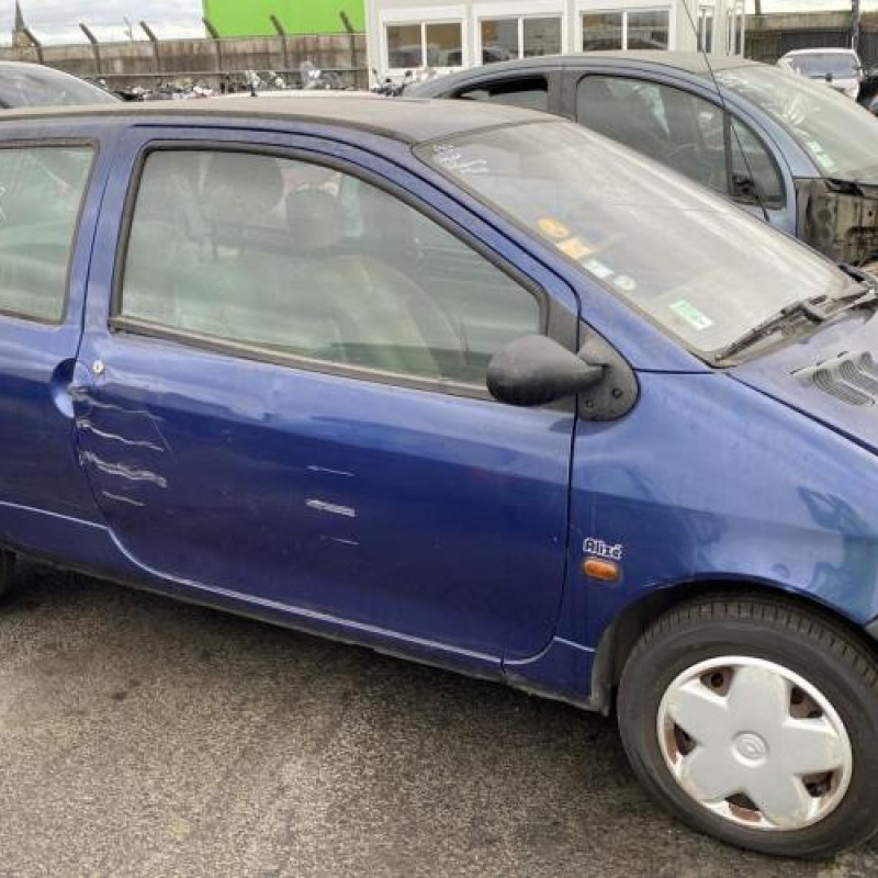 Pare choc avant RENAULT TWINGO 1 Photo n°13