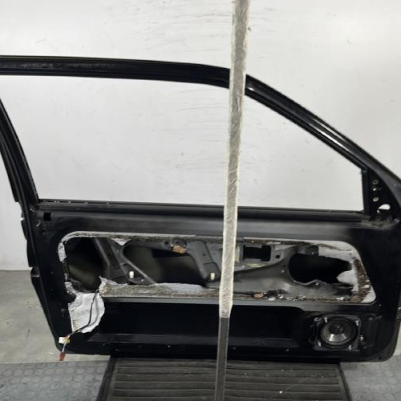 Porte avant gauche PEUGEOT 106 Photo n°4
