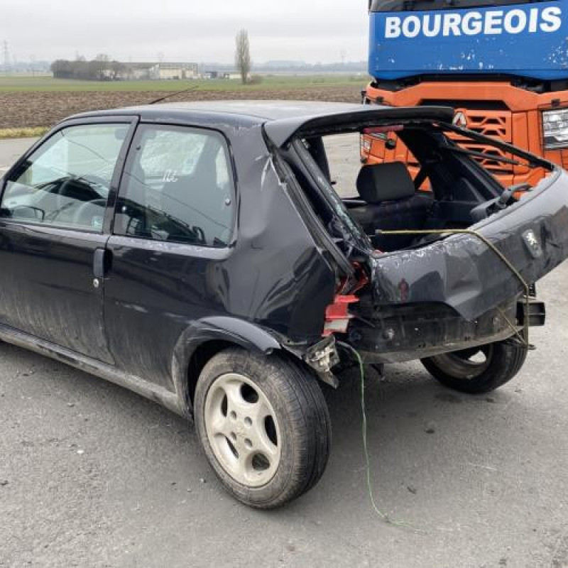 Porte avant gauche PEUGEOT 106 Photo n°8