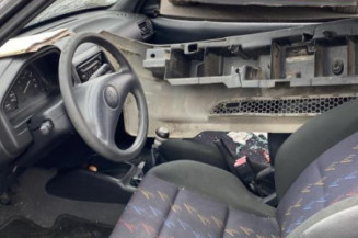 Porte avant gauche PEUGEOT 106