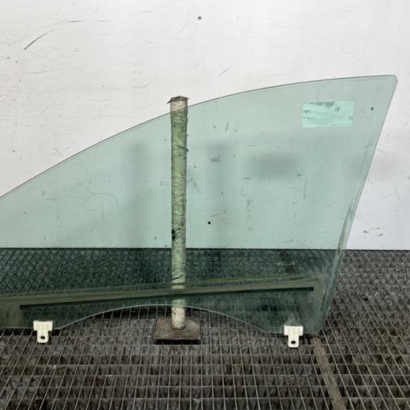 Vitre avant droit RENAULT MEGANE 3 Photo n°6