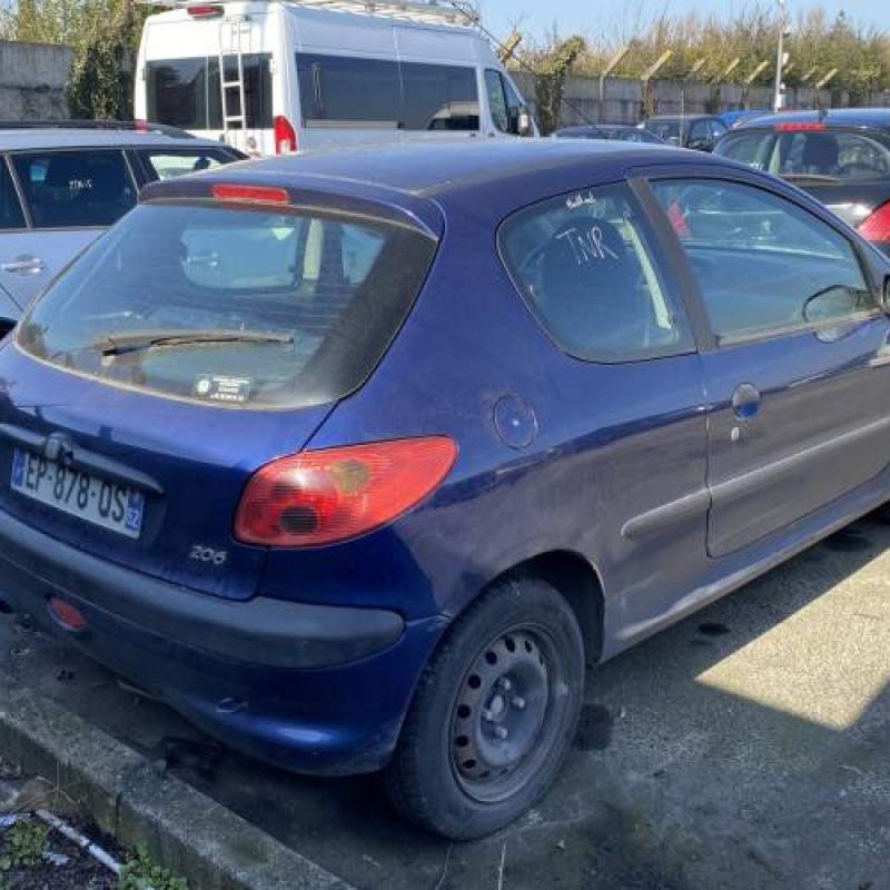 Moteur PEUGEOT 206 Photo n°7