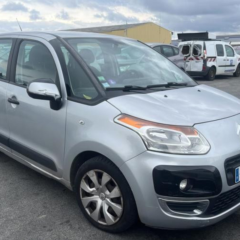 Pare choc avant CITROEN C3 PICASSO Photo n°12