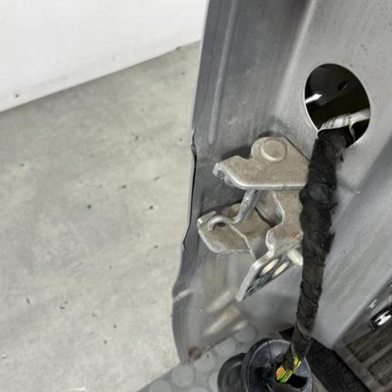 Porte arriere droit CITROEN C3 PICASSO Photo n°4