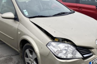 Pare choc arriere NISSAN PRIMERA 4