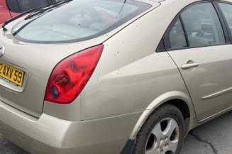 Pare choc arriere NISSAN PRIMERA 4