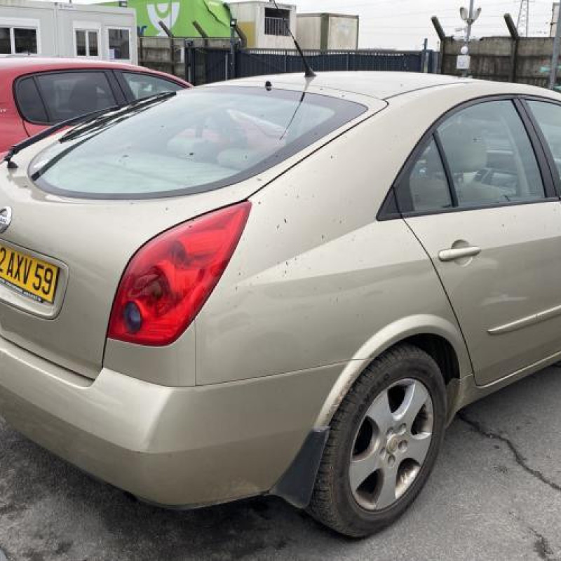 Pare choc arriere NISSAN PRIMERA 4 Photo n°9