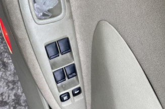 Pare choc arriere NISSAN PRIMERA 4