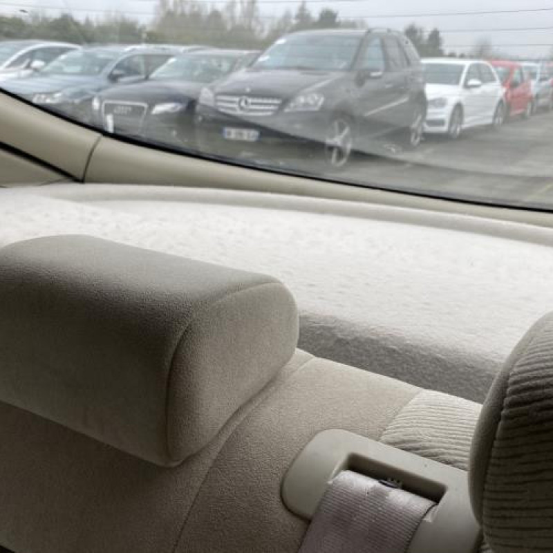 Pare choc arriere NISSAN PRIMERA 4 Photo n°19
