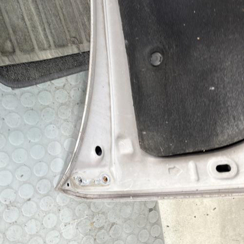 Capot TOYOTA YARIS 1 Photo n°8