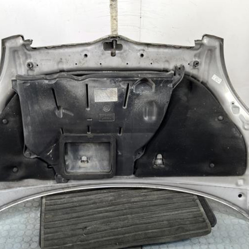 Capot TOYOTA YARIS 1 Photo n°9
