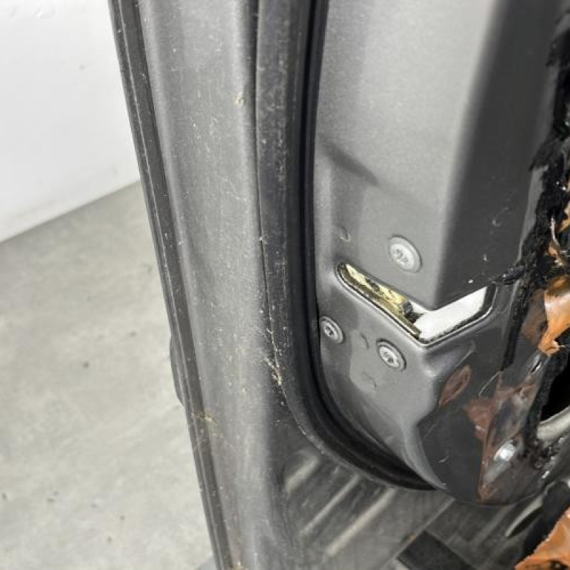 Porte avant gauche TOYOTA YARIS 1 Photo n°3