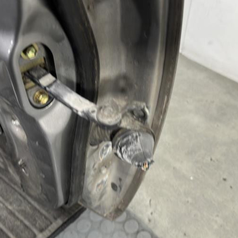 Porte avant gauche TOYOTA YARIS 1 Photo n°5