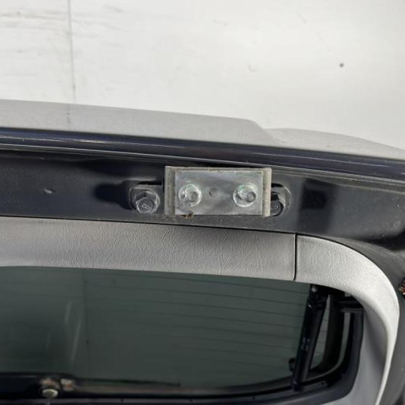 Malle/Hayon arriere HYUNDAI TUCSON 1 Photo n°9